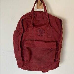 Fjallraven Kånken Deep Red Backpack
